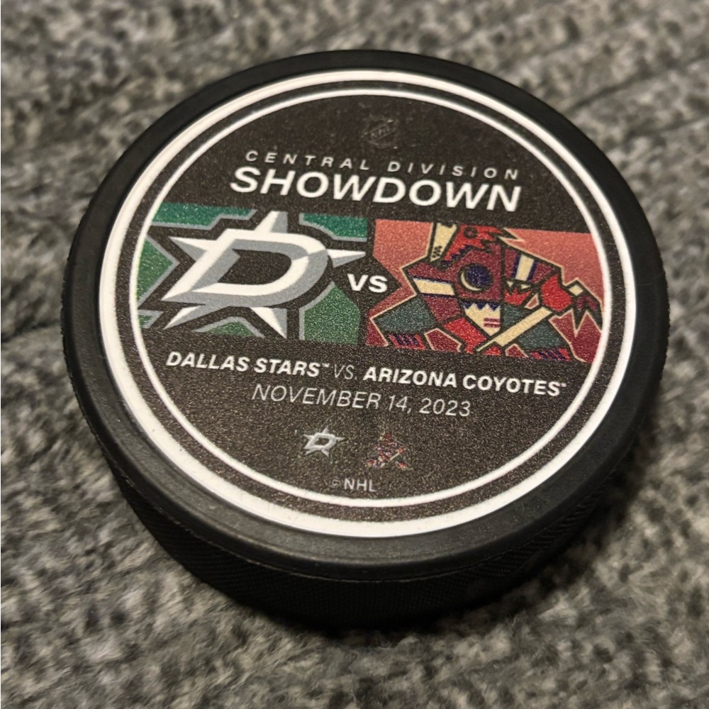 Dallas Stars vs Arizona Coyotes NHL Official Match Up  Hockey Puck 11-14-2023